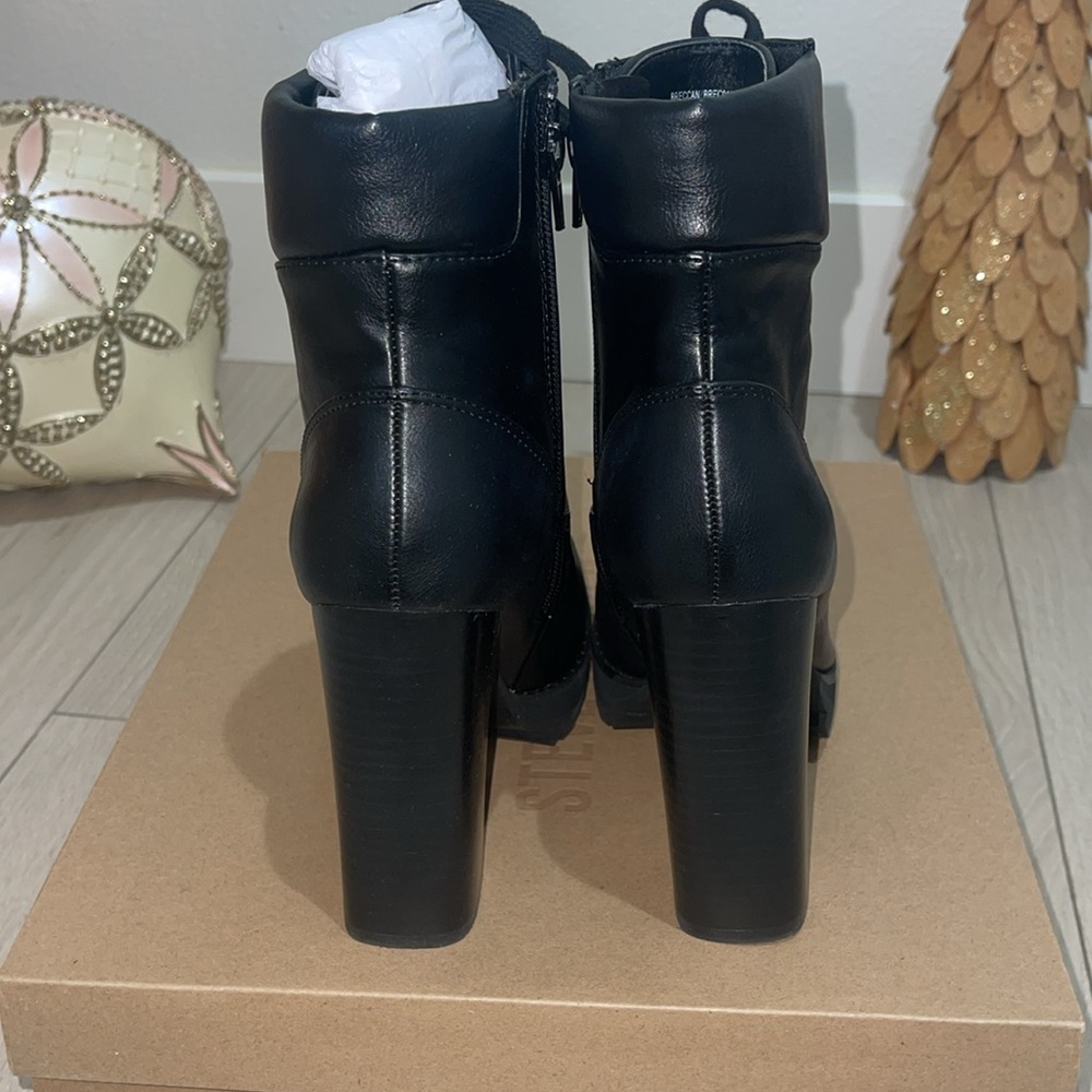Steve Madden Breccan Boots Sz. 6.5 - Picture 3 of 6